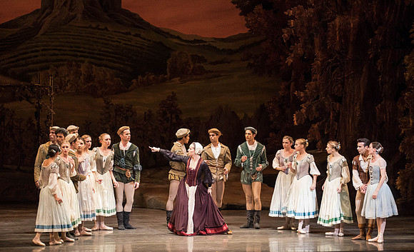 20161022_MCB_Giselle_Act1_2Cast_Tricia_Arsht_Arsht_73A6727