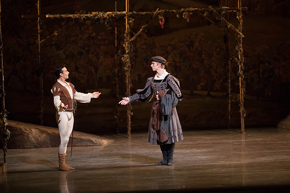 20161022_MCB_Giselle_Act1_2Cast_Tricia_Arsht_Arsht_73A5615