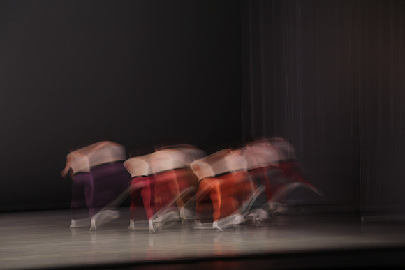 20170113_Glass_Motion_Blur_Samantha_PR_9C7C2254