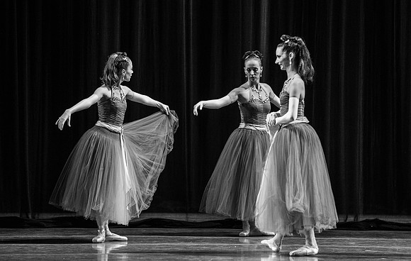 20180405_La Valse_Balanchine_Ravel__73A4127