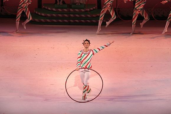 20141229_Nutcracker_WPB_Hoops_CG3P1462