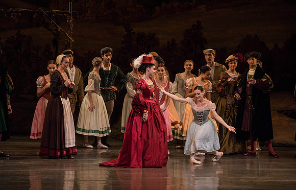 20161022_MCB_Giselle_Act1_2Cast_Tricia_Arsht_Arsht_73A7027