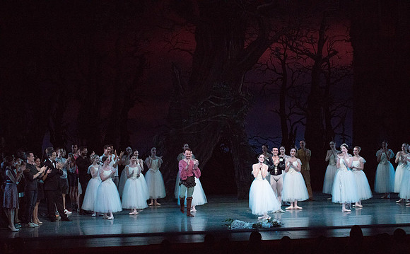 20161022_MCB_Giselle_Act2_2Cast_Tricia_Arsht_73A1236