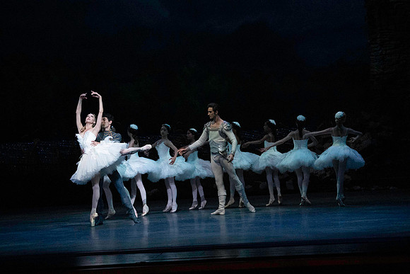 20240417_Swan_Lake_Act 4_2_Cast_DSC2954.ARW