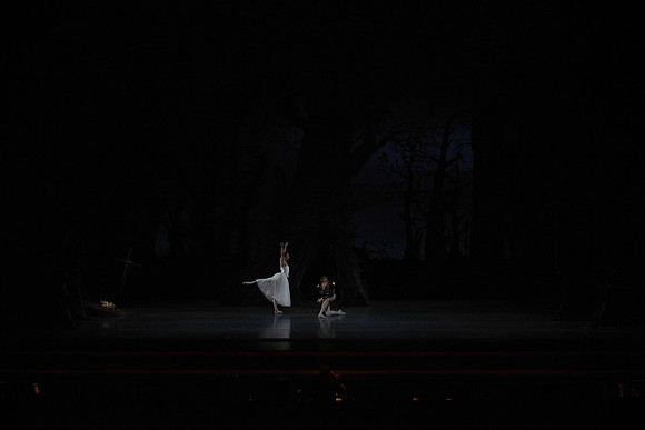 20161020_MCB_Giselle_Act1_DRSH_75A0923