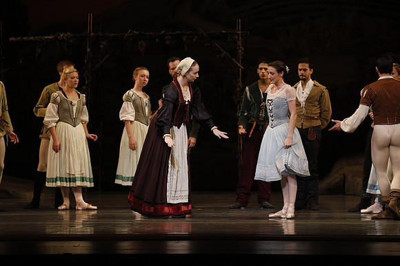 20161020_MCB_Giselle_2Cast_Act1_no Makeup_DRDA_Arsht_73A0116