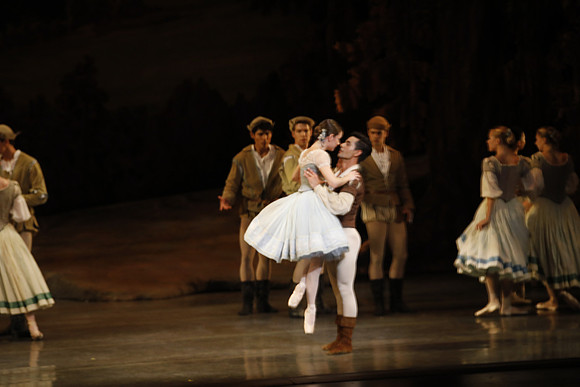 20161023_MCB_Giselle_Act1_3Cast_Jennifer_Laurent_Arsht__73A2451
