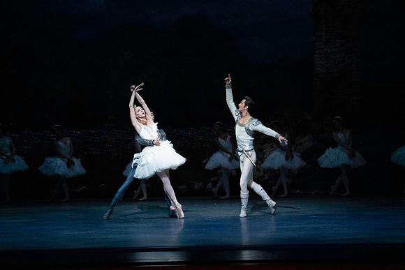 20240417_Swan_Lake_Act 4_2_Cast_DSC3056.ARW