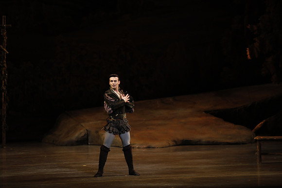 20161023_MCB_Giselle_Act1_3Cast_Jennifer_Laurent_Arsht__73A1376