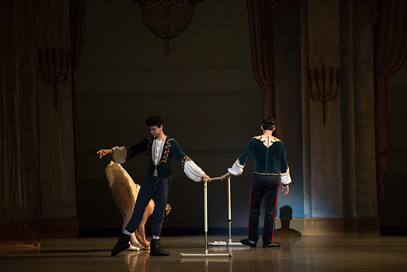 20180207_Theme_and_Variations_Backstage_73A0105