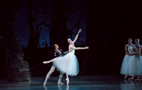 20161022_MCB_Giselle_Act2_2Cast_Tricia_Arsht_73A0004