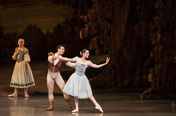 20161022_MCB_Giselle_Act1_2Cast_Tricia_Arsht_Arsht_73A6534