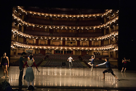20161022_MCB_Giselle_Company_Clase_Arsht9C7C0172