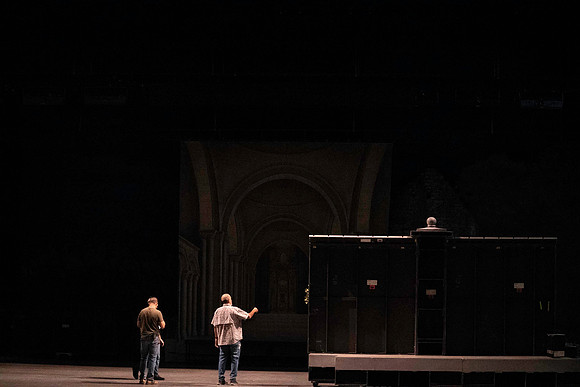 20240417_Swan_Lake_Back_Stage_DSC5455.ARW