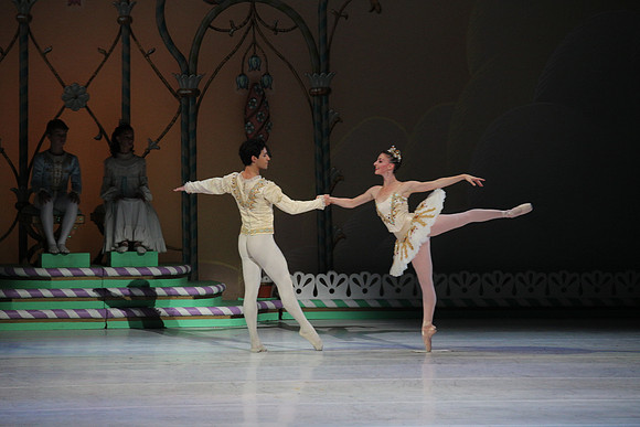 20141223_Nutcracker_ARTC_Pasdedeux_CG3P1185