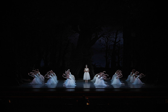 20161020_MCB_Giselle_Act1_DRSH_75A0738