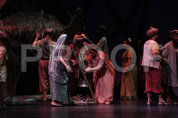 20150226_The_Pearl_Fisher_Act_29C7C0769