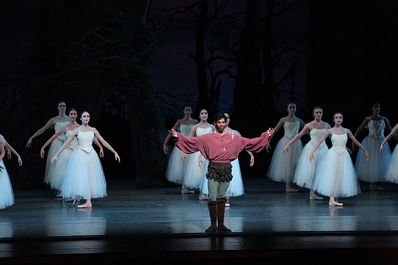 20161021_MCB_Giselle_Act2_Preformance_Arsht_9C7C0029