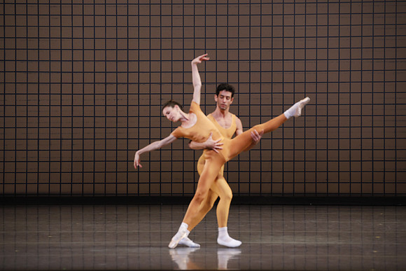 20170113_Glass_Pieces_no Makeup_DR_MCB_Arsht__73A0372