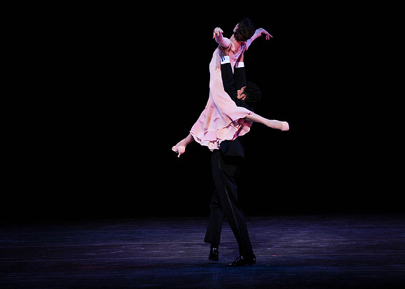 20150108_MCB_9_Sinatra_Dress_Hear_the_Dance_CG3P0024