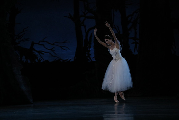 20161020_MCB_Giselle_Act2_DRDA_Arsht_73A6016