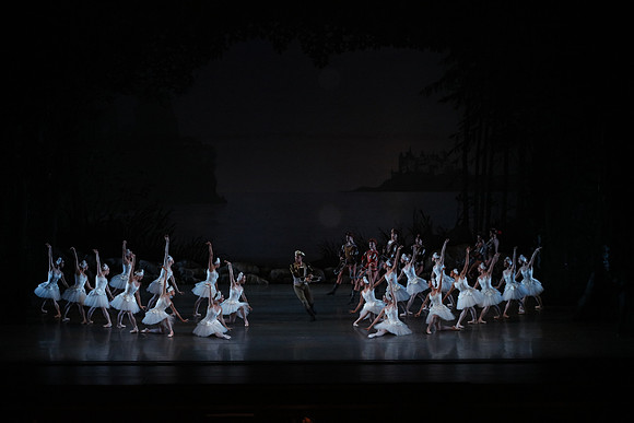 20151022_MCB_Swan_Lake_DR_WD_Arsht__75A6775