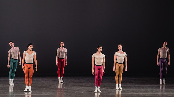 20170113_Glass_Pieces_Akhnaten_PR_MCB_Arsht_73A0884