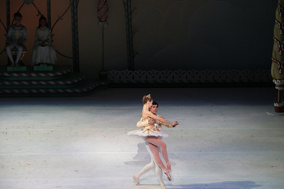 20141229_Nutcracker_WPB_PasDeDeux_CG3P2965