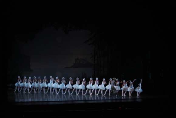 20151023_MCB_Swan_Lake_Prefomance_Arsht__75A2593
