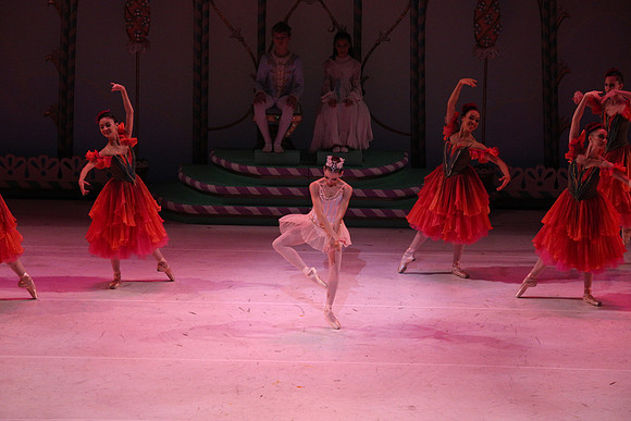20141229_Nutcracker_WPB_Flowers__CG3P2218