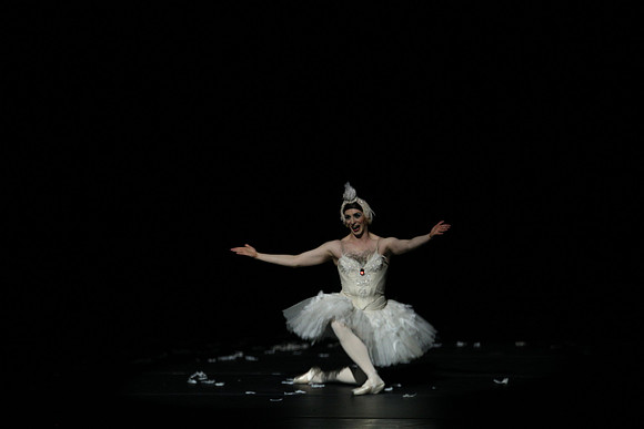 20150215_Les_Ballets_Trockadero_de_Monte_Carlo_CG3P0103