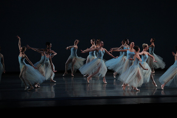 20170114_Serenade_Preformance_Tricia_Jeanette_Emily_Saturday_MCB_9C7C0088