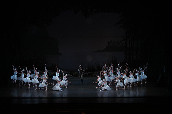 20151022_MCB_Swan_Lake_DR_WD_Arsht__75A6774