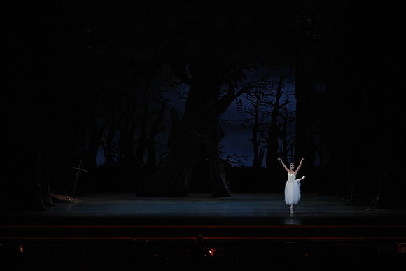 20161020_MCB_Giselle_Act1_DRSH_75A0112