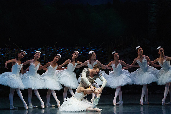Swan Lake 2 Cast  for Amber double cheque it Tricia 0945