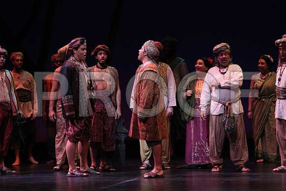 20150226_The_Pearl_Fisher_Act_29C7C0684