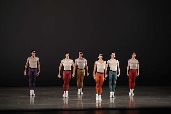 20170113_Glass_Pieces_Akhnaten_PR_MCB_Arsht_73A0787