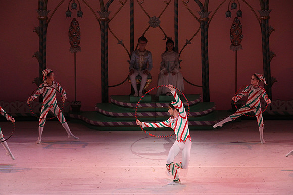 20141229_Nutcracker_WPB_Hoops_CG3P1369