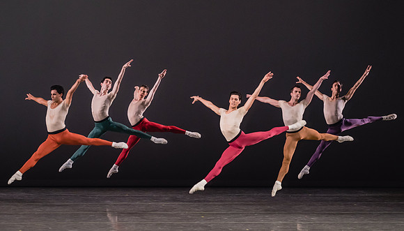 20170113_Glass_Pieces_Akhnaten_PR_MCB_Arsht_73A0854