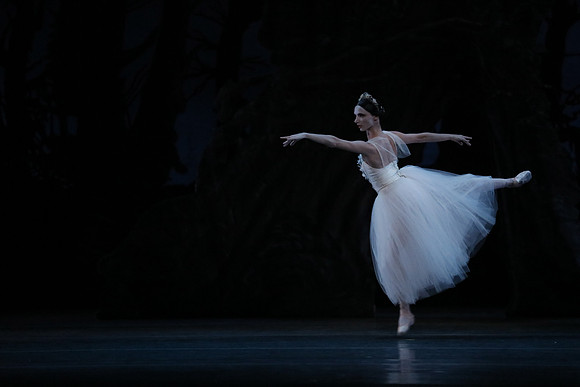 20161020_MCB_Giselle_Act2_DRDA_Arsht_73A6022