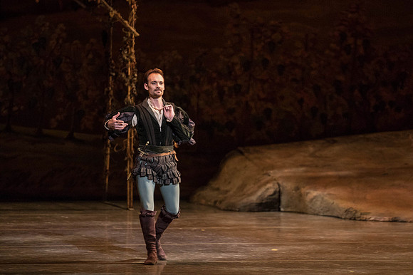 20161022_MCB_Giselle_Act1_2Cast_Tricia_Arsht_Arsht_73A5552