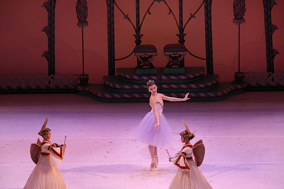 20141229_Nutcracker_WPB_Angels_CG3P0053
