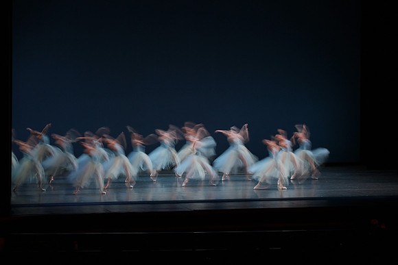 20170113_Seranade_Motion_Blur_PR_9C7C0025