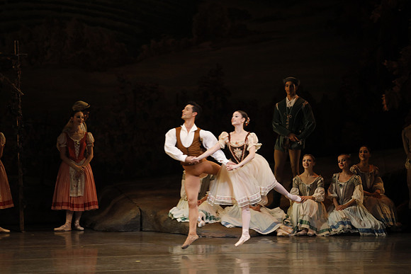 20161021_MCB_Giselle_Act1_Preformance_Arsht_73A0117