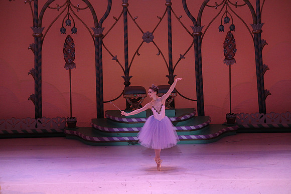 20141229_Nutcracker_WPB_Angels_CG3P0037