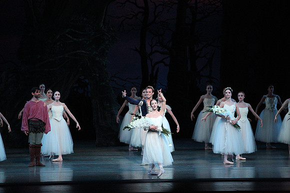 20161021_MCB_Giselle_Act2_Preformance_Arsht_9C7C0083