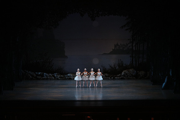 20151022_MCB_Swan_Lake_DR_WD_Arsht__75A7760
