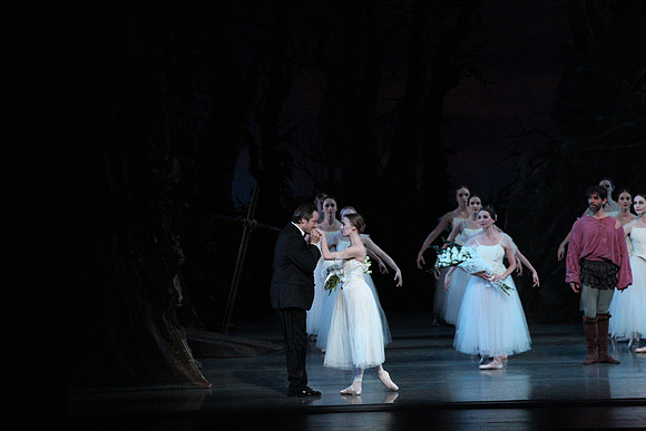 20161021_MCB_Giselle_Act2_Preformance_Arsht_9C7C0100