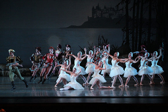 20151022_MCB_Swan_Lake_DR_Arsht_IMG_8085