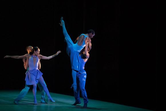 20170225_Alvin_Ailey_The_Winter_in_Lisbon_PR_Closeup_73A1108